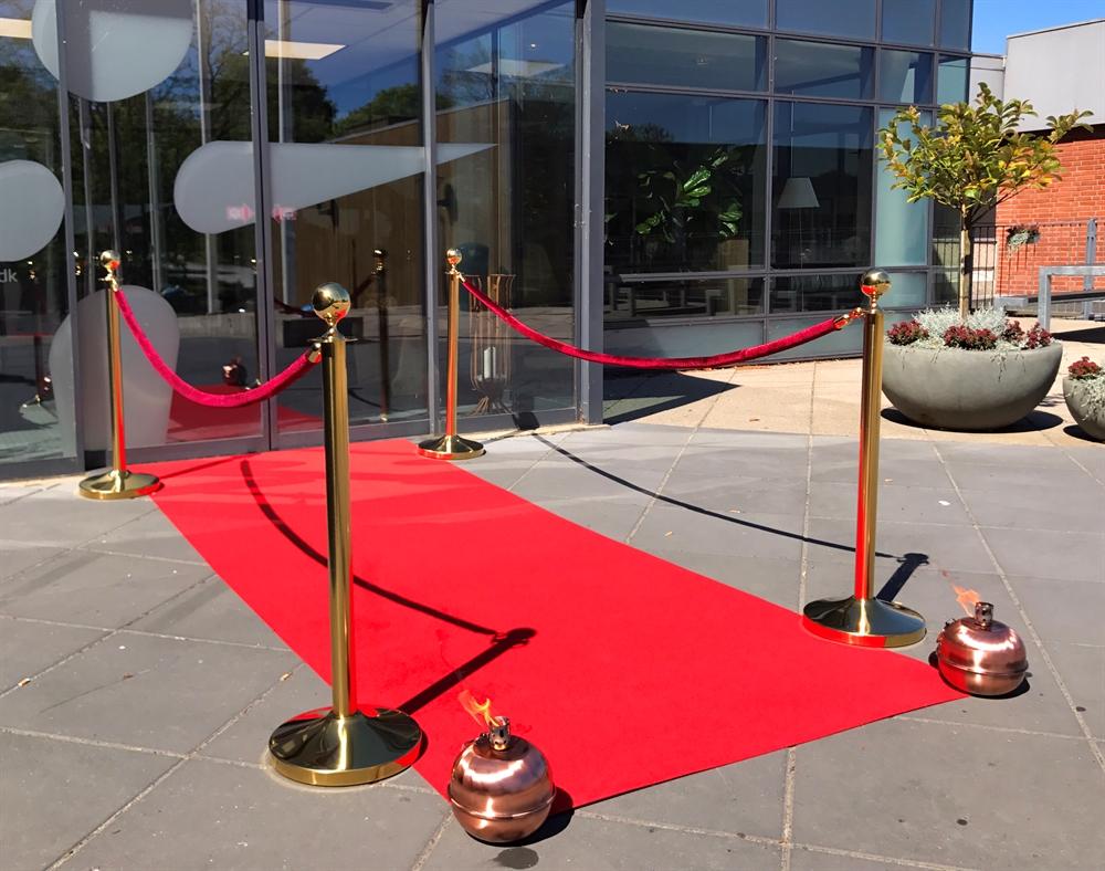 Rød løber - 3 meter pakken | Lej guldstandere, snor og rød løber